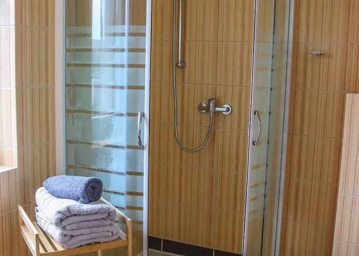 Szafir Homestay szállás